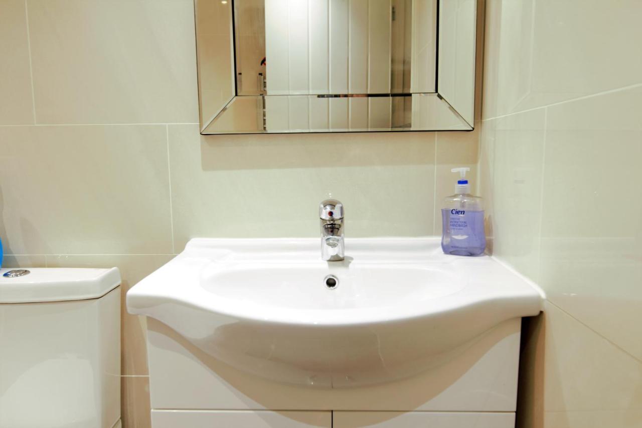 Stylish 2 Bedroom Apartment In The Heart Of Greenwich Londres Exterior foto