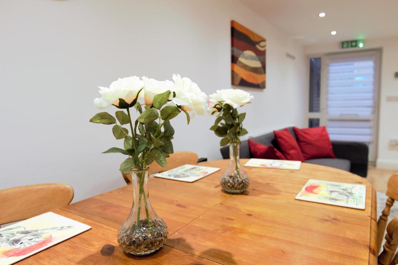 Stylish 2 Bedroom Apartment In The Heart Of Greenwich Londres Exterior foto